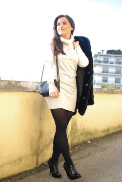 fashion-tights:  Ladylike and elegant faux fur Tazee faux fur H&amp;M pochette Nedline shoes Please click on the link and visit the bloggers site for more details about the outfit worn.