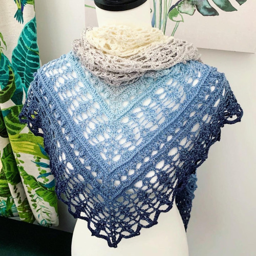 nestingtendencies:Bobble and Bloom by Lisa Cook on Ravelry