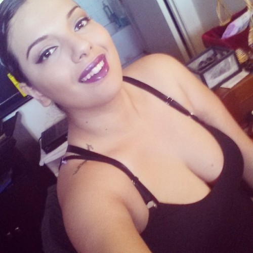aymygod:  Photos that I didn’t post in 2k14 because I didn’t think they were good enough…  My poor fried hair. On the plus side, still a plus size ✅👍