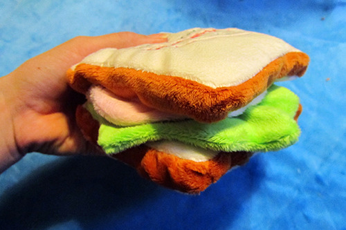 onelani:  Sandwich plush inspired from Frozen’s porn pictures