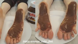 emmas-cute-feet:  kik: cutefeetprincess 🎀 and my new insta: www.instagram.com/emmas.cute_feet/ 🌈