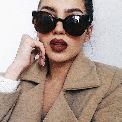 girlieicons:please like this post if you take any icon (click on the icon to see