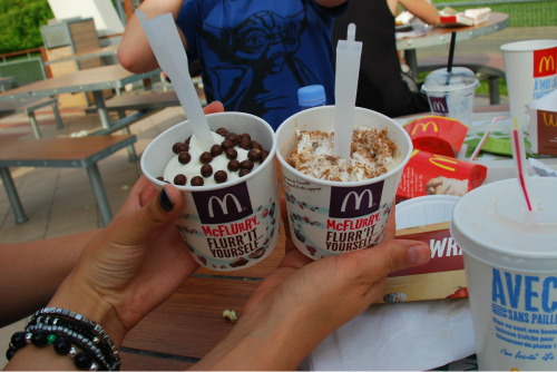 pineappl3:mcflurries yay