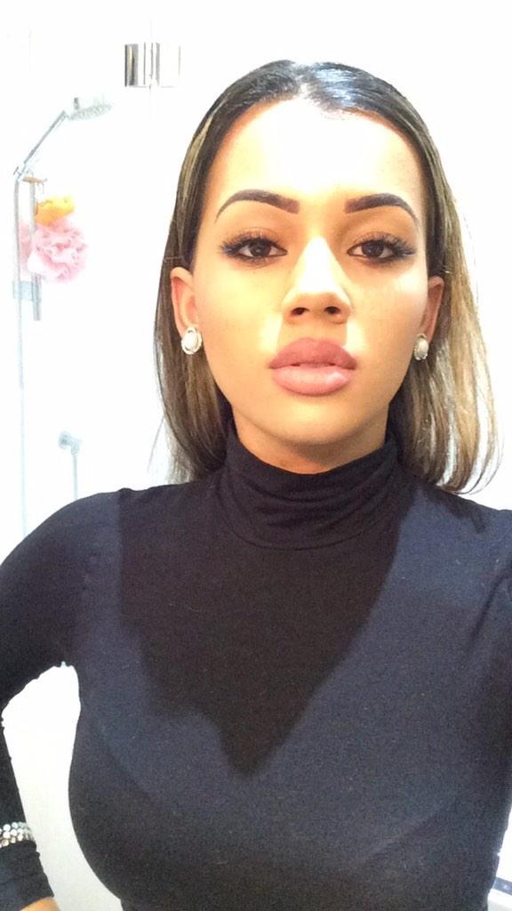 bvsedjesus:  goldenxpvssy:  why does this have so many notes lol  cause u fine as