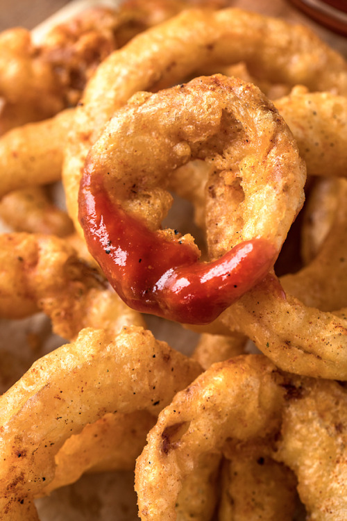 foodffs:Onion RingsFollow for recipesIs this how you roll?Yes!!!!!