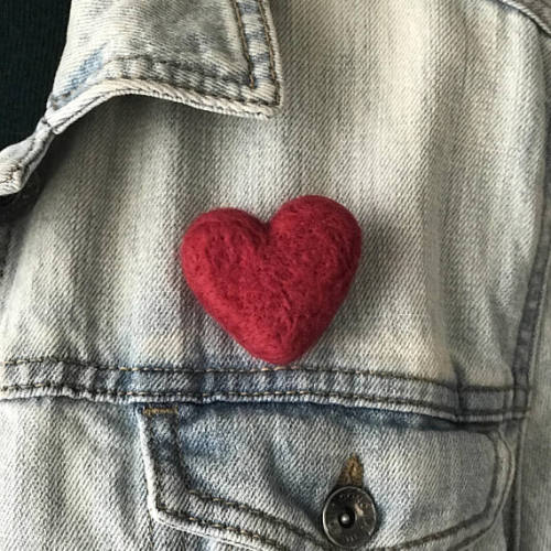 Needle Felt Red Heart Pin //BleubirdKnits