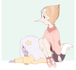 classyraptor:Pearl and Amethyst just hanging