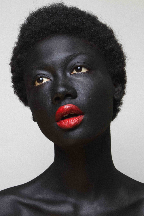 LAKIN OGUNBANWO