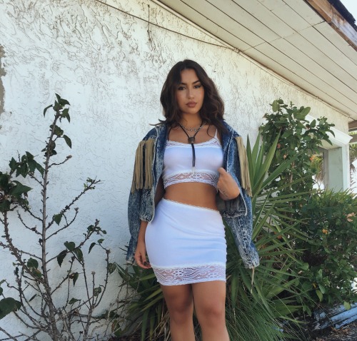 ladiosa-jade:  Go shop my look at TrevStudio.bigcartel.com 🌵✨🌹👸🏽