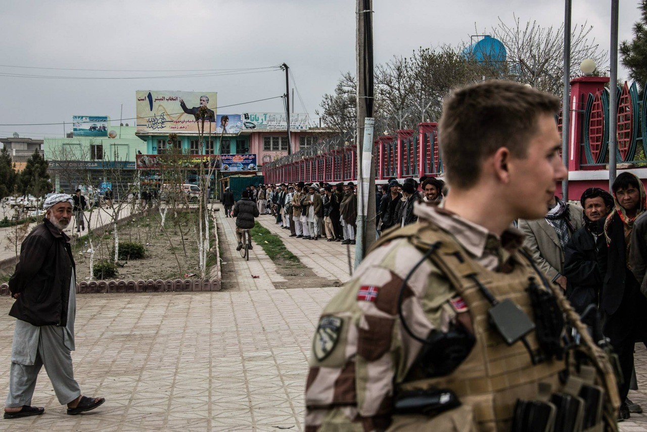 house-of-gnar:  Norwegian Police Advisory Team and Afghan Security Forces. photos