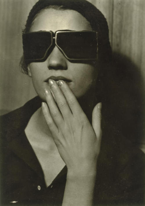 Real life is elsewhere… Lee Miller by Man Ray“together with man ray, she discovered the photo