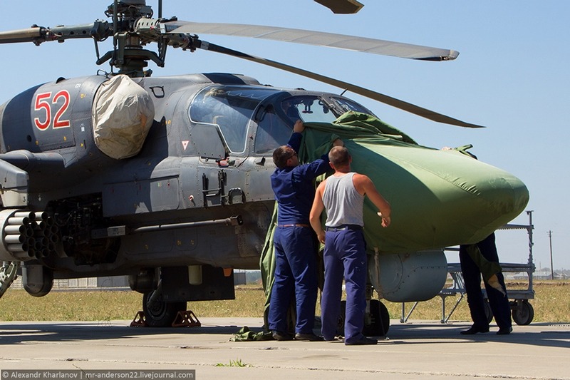 toocatsoriginals:  Russian Air Force Kamov Ka-52 “Alligator” (NATO: Hokum B)