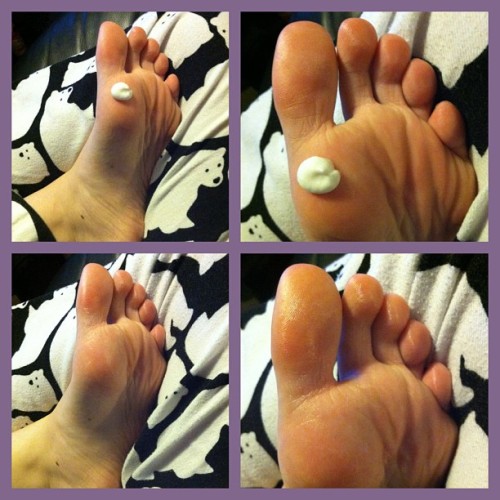Before &amp; after lotion :) My feet smell like lavender. #soles #feet #footfetish