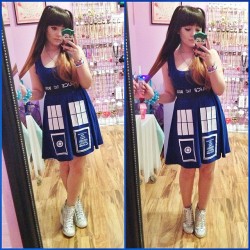 tempestpaige:  insert TARDIS joke here 