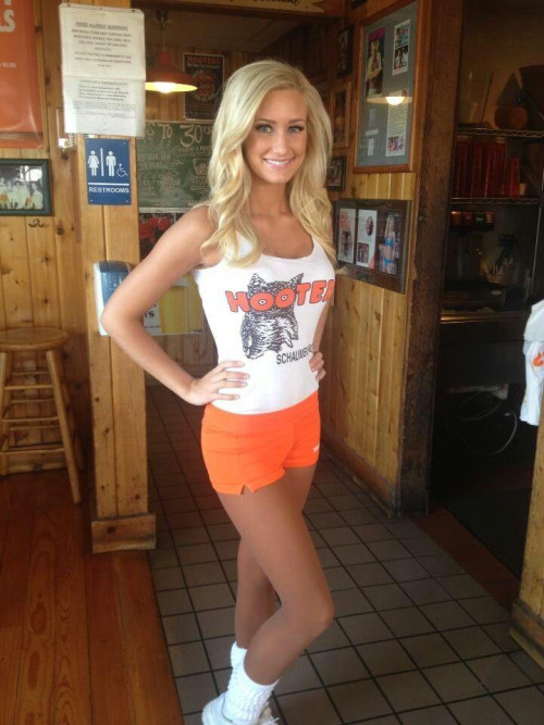 superfructose:  The hottest hooters girls … follow for more —&gt; http://superfructose.tumblr.com