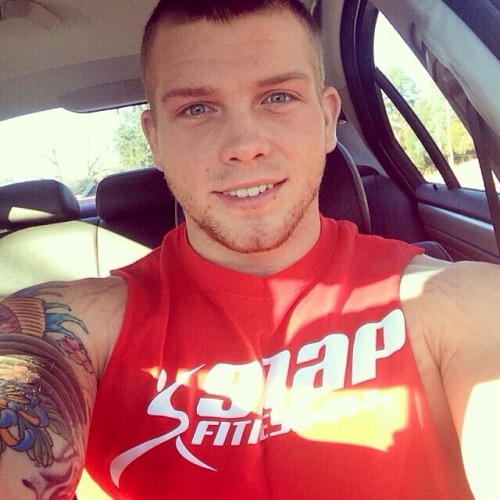 txcwbysexy:  txcwbysexy:  This country boy is a fucking stud  Damn Sexy Stud