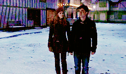 higherthehills-deactivated20190:   favorite harry and hermione moments 