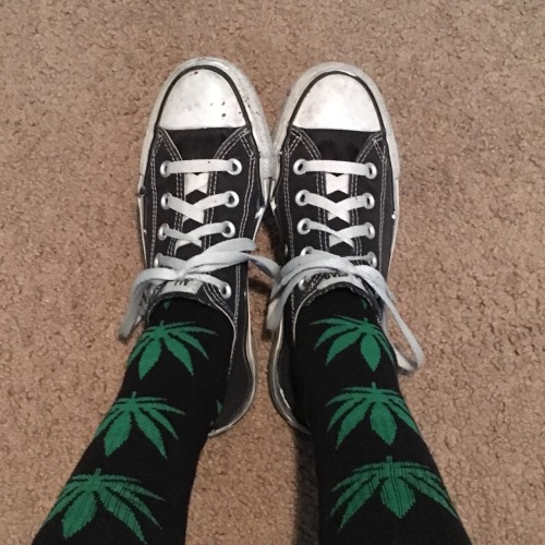 phoenix-is-stoned: Two new pairs of weed socks