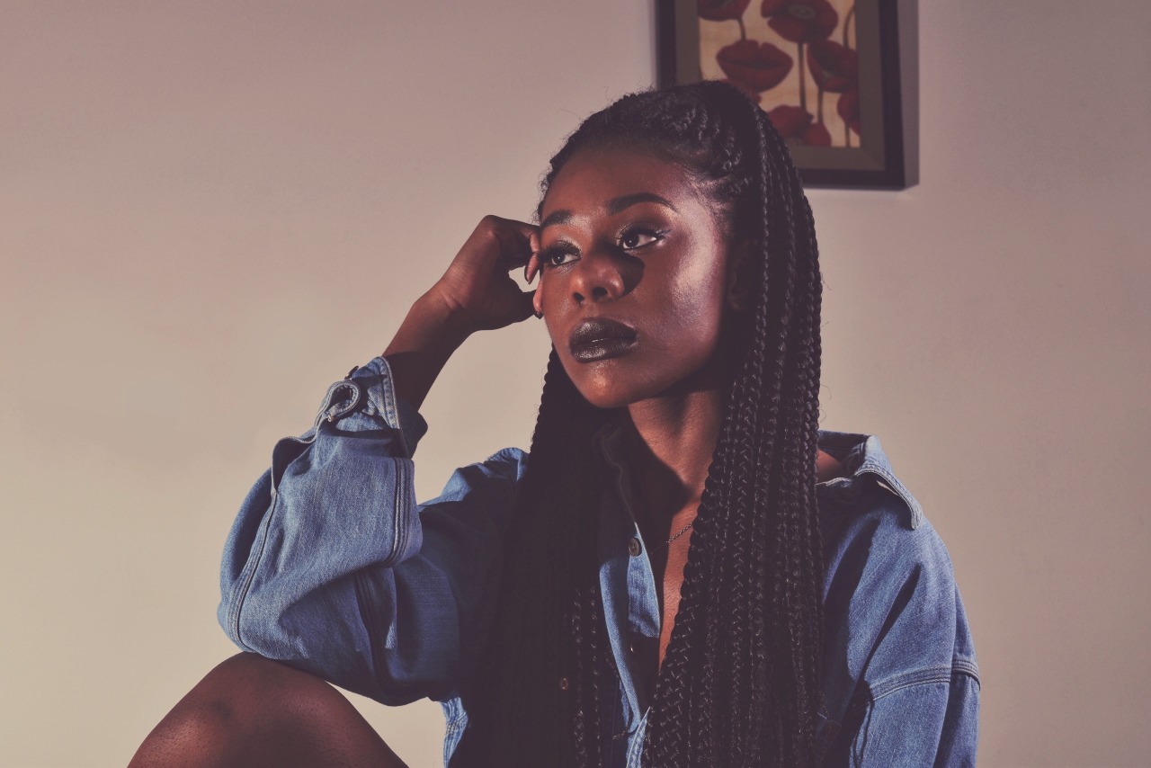 afrodesiacworldwide:  📷: @j-effie  insta: haremgraphia Insta: xsashy 