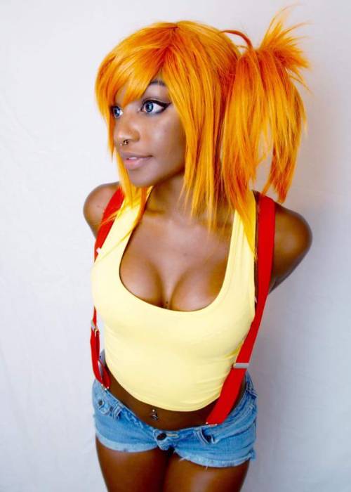 irishgamer1:  fyeahokicospi:  Kay Bear Christmas!  Sexy Misty cosplay 