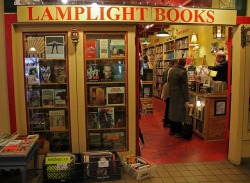 aboutbookstores:  Lamplight Books - Seattle - Washington - USA 