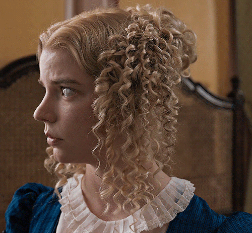 588:Anya Taylor-Joy as Emma Woodhouse in Emma (2020) dir. Autumn de Wilde