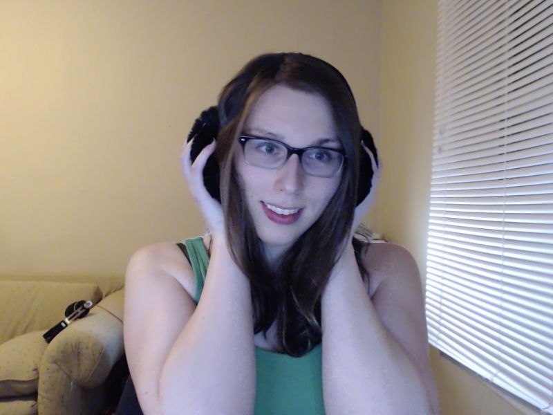 lil-uni:  Hey, it’s my Birthday today! &lt;3 Woo!