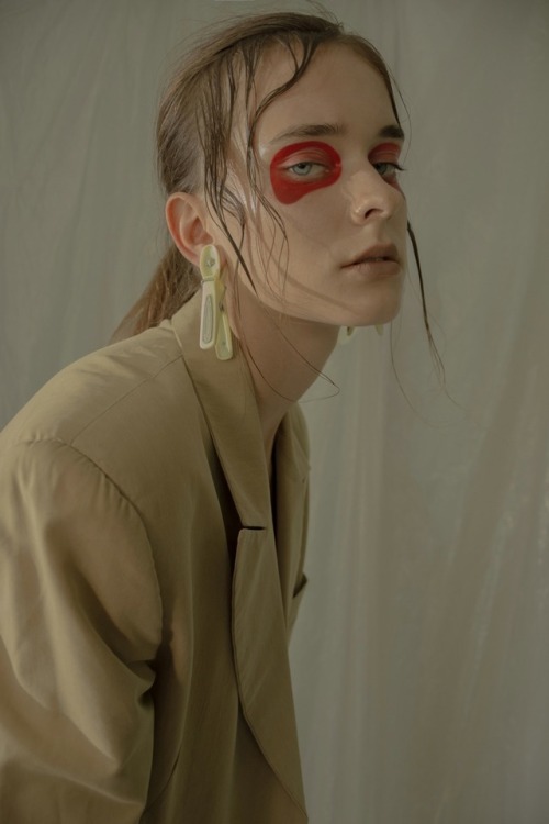 soultobeloved:amanda saburova by ria mort for sicky magazine