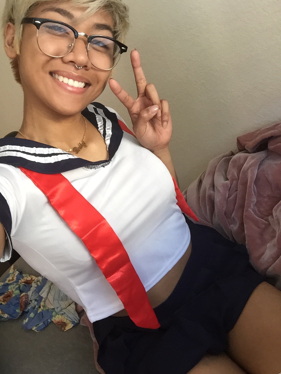 fruitythot:  after school shenanigans   &lt; |D’‘‘‘