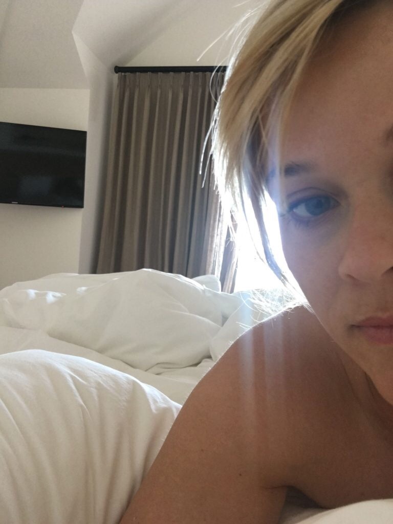 ifihadasisteridfuckher:  Possible Reese Witherspoon leaked photos