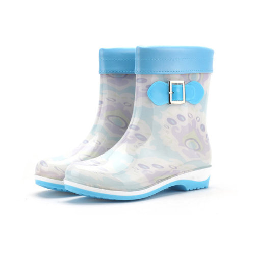 lovelyanifashion: Waterproof Slip On Ankle Rain Bowknot Rain Boots 01    |    02