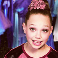 peglegpaige:Maddie or Nia?