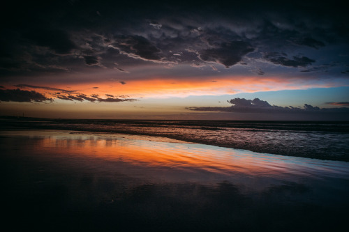 matialonsorphoto:  colors before sunriseby matialonsor