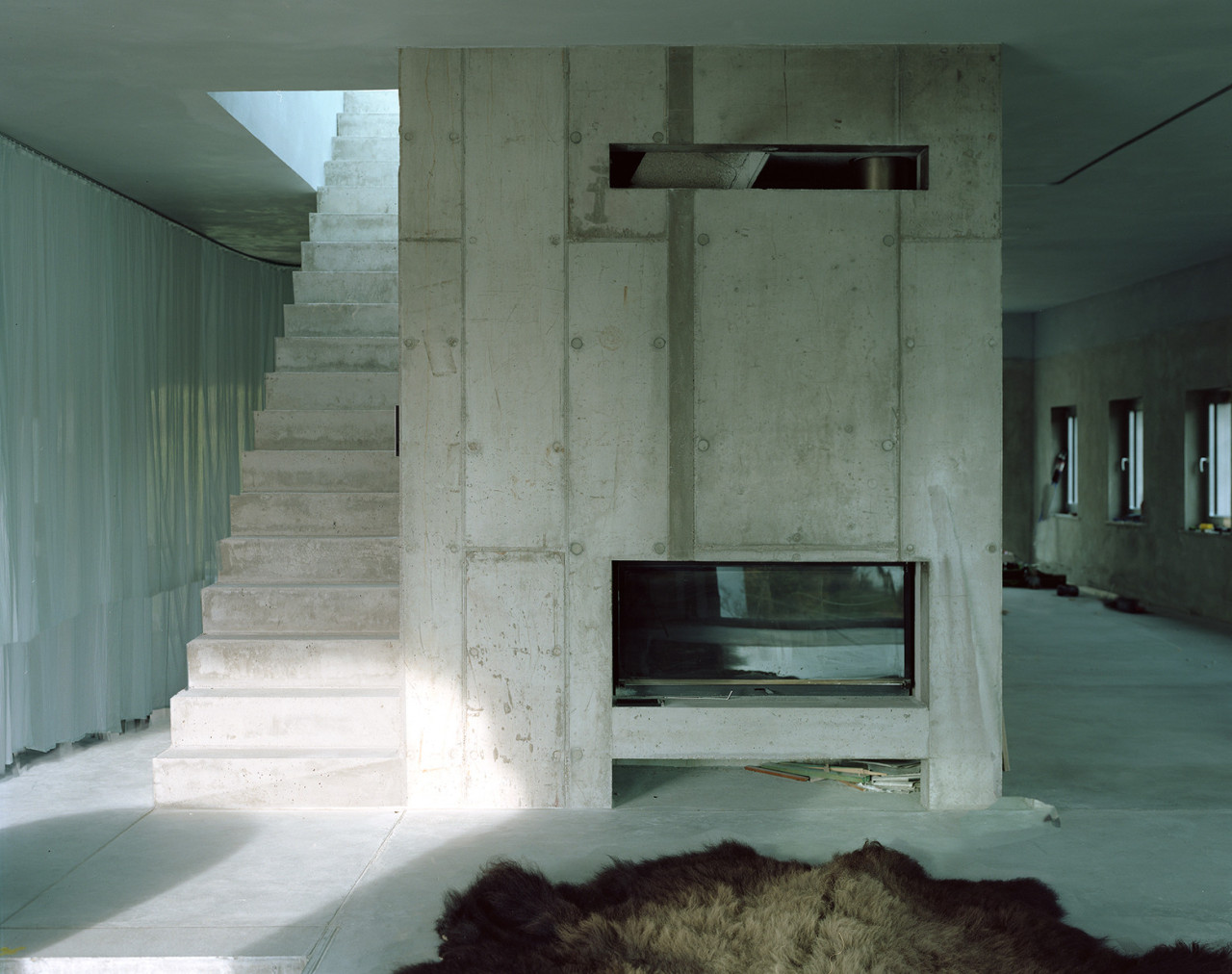 subtilitas:  Brandlhuber+ - Anti-villa, conversion of a former storage building