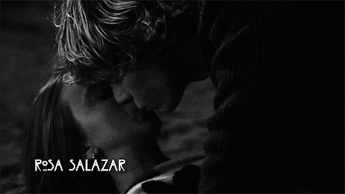 tedeseoboyitsyouidesire:  Tate and Violet… 