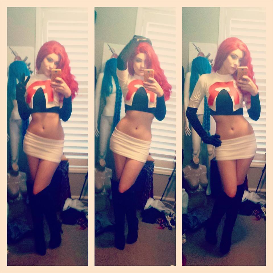 dirty-gamer-girls:  Source:10 Ridiculously Sexy Pokemon Cosplay Pics Feat Jessica