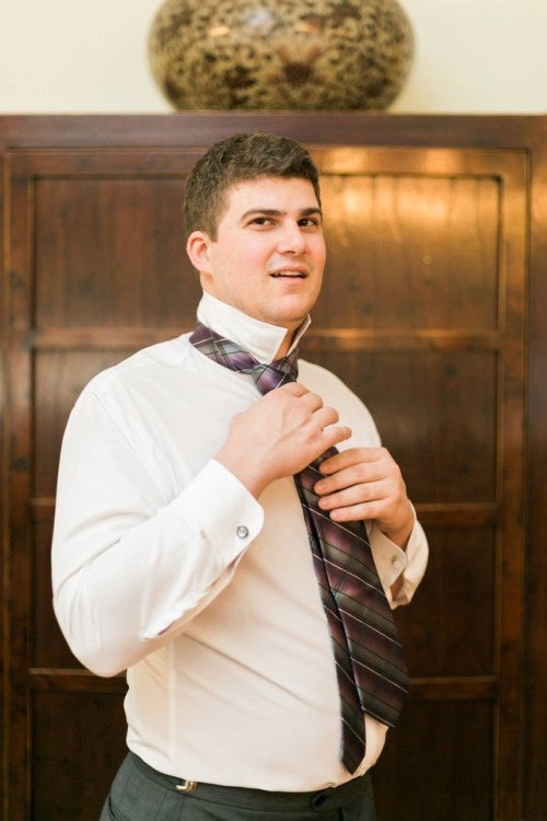 blogartus: thedk159: “This guy was super skinny too in college. Moved back in with his family 