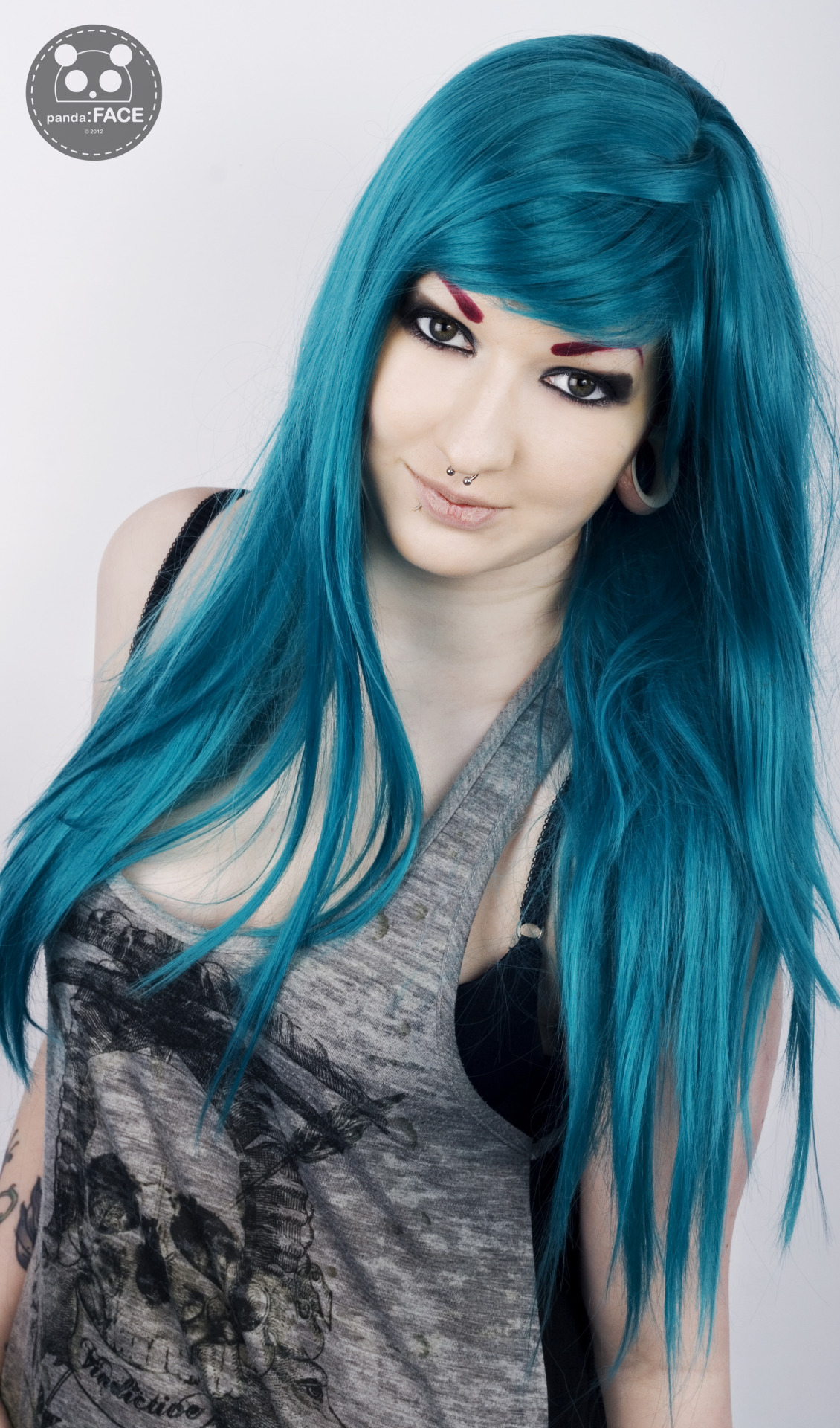 panda-face-mew:  One from today Model: Hollie Wood - Alt Model Photographer: Panda