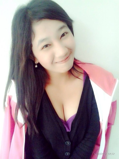 asianhomemade:  http://asianhomemade.tumblr.com/ adult photos