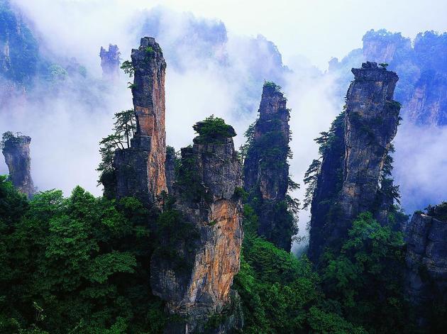 coolthingoftheday:  Zhangjiajie National Forest Park in Hunan Province, China was
