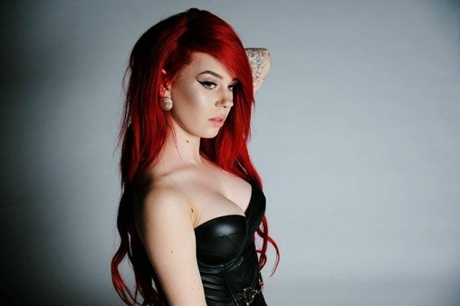 altmodelgirlcrush:  Sirene Suicide 