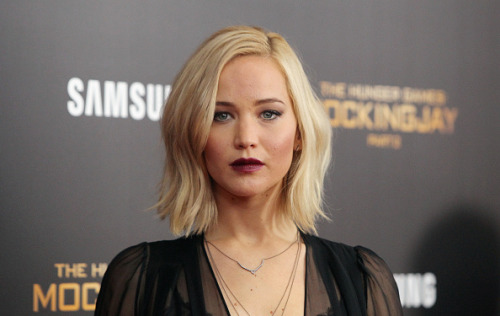 daily-lawrence:  Jennifer Lawrence at the Mockingjay Part 2 NYC Premiere
