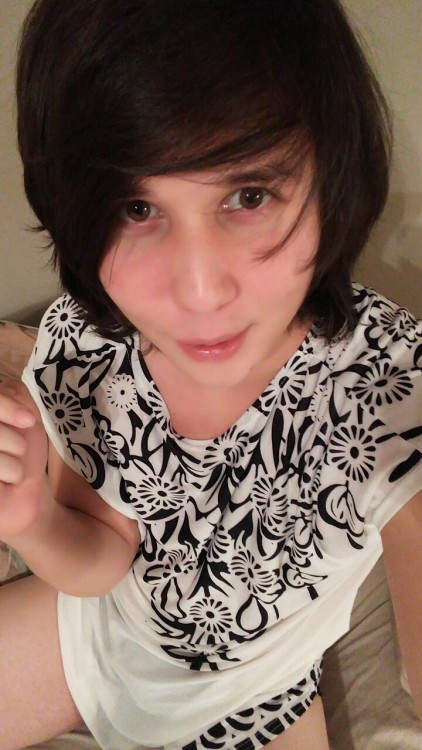 anotherfemboy: adorathekitty:No Christmas-type outfits to wear for everyone, I hope this will suffic