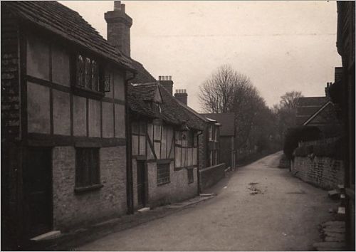 Bolney (West Sussex, 1908).