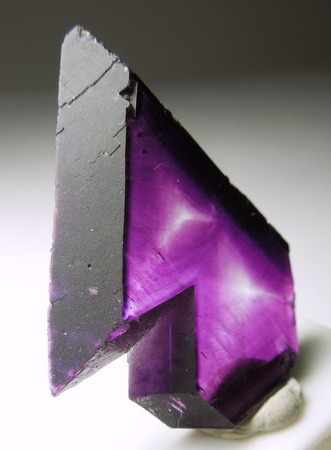 Porn mineralists:  Purple zoned Fluorite slice photos
