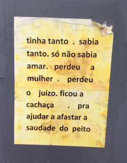 if-you-re-feeling-sinister:     Mais uma poesia da Laura Guimarães, agora na Av. Paulista  