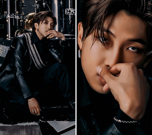 MAP OF THE SOUL ON:E CONCEPT PHOTOBOOK
