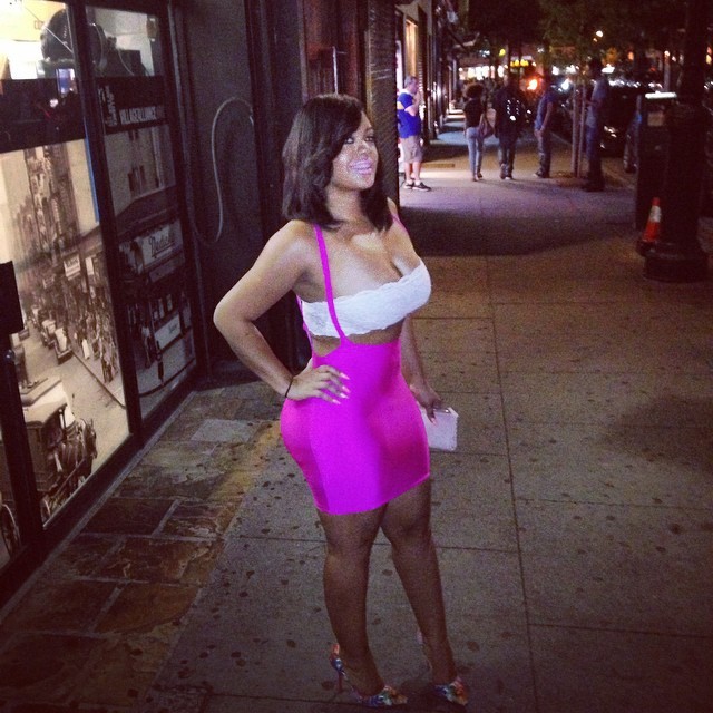 gurillaboythamane:  godsgifttomankind:  Charmszie  SEXY BAD BITCH