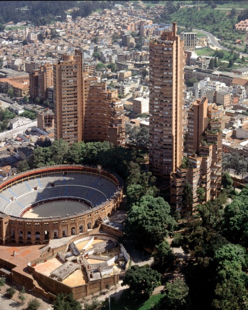 archatlas:  Rogelio Salmona: Bogotá’s Maestro of BrickColombian modernist Rogelio Salmona had an enriching and enduring impact on Bogotá through his mastery of brick.Bogotá is a city of red brick and nobody did more to enrich that material than Rogelio