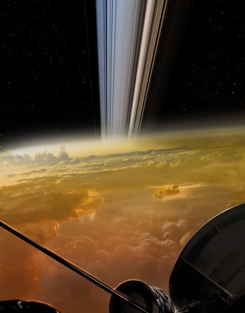 link4universe:Illustrazione artistica degli ultimi momenti della sonda Cassini, mentre stava precipi